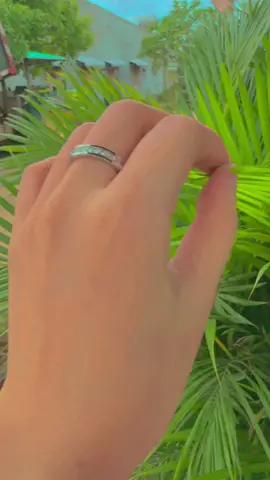 Nhẫn titan không đen #ngoclan #lenxuhuong_tiktok #xuhuong #trangsucnu #nhantitan #trangsuc 