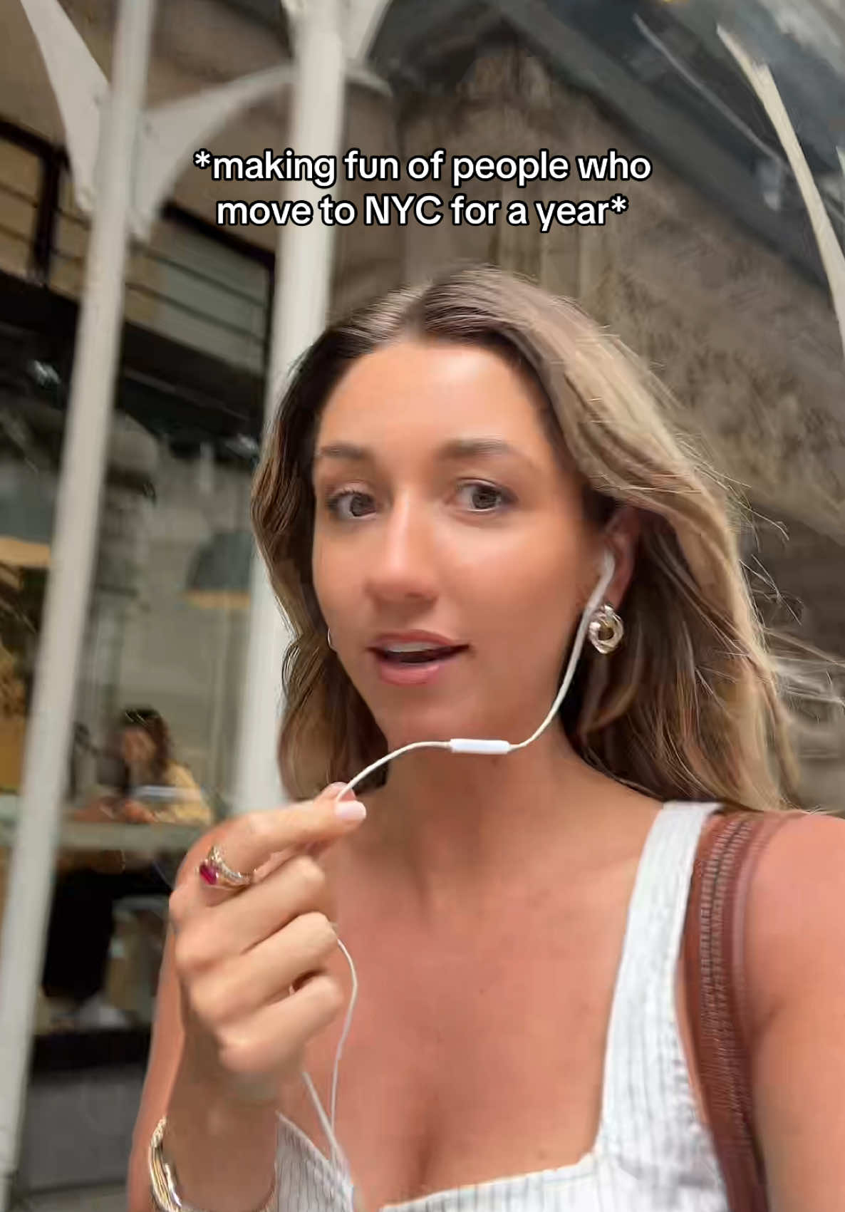 your 20s are for trying things out??? like hello? #nyc #20s #personalgrowth #advice #newyorkcity #moving #influencer 
