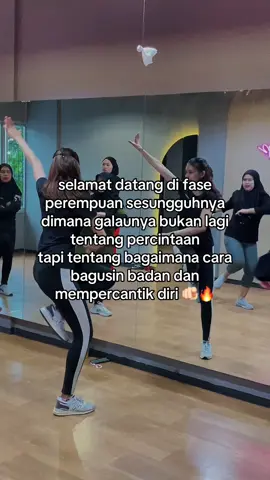 Olahraga: versi cinta diri paling anggun 🔥 #gerakdulu #fyp #bodygoals #olahraga #workout #workoutmotivation #fyp 