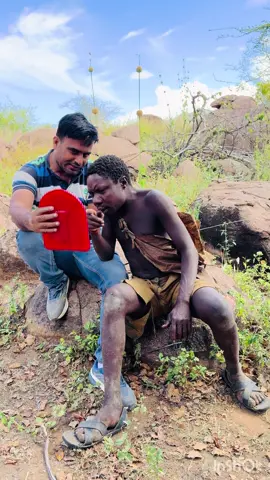 Chhaba got scared as soon as he saw the mirror || complete vlog on YouTube channel name: urban vlogger | |follow for more || #travelblogger #travelgram #travel #wildlife #traveler #traveltheworld #traveling #reelskarofeelkaro #explore #africa #hadzabe #hadzabetribe #hadzabelifestyle #hadzabeculture #hadzabebushman #challenge #instaviral