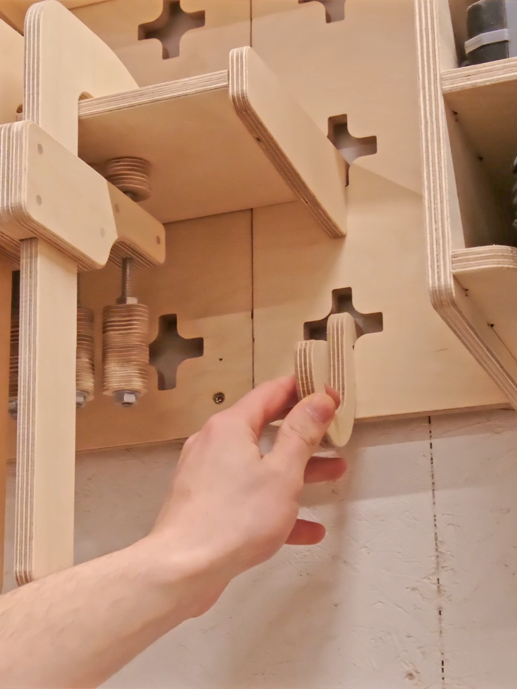 Pegboard Tool Organizer - a creative alternative to the classic French cleat system! Instead of mounting tool stations on wooden strips, this setup uses a decorative wall panel with Philip head–shaped cutouts that blend right into your workshop. These cutouts let you quickly attach and rearrange storage units, keeping your tools organized and always within reach. 👌🏼 Functional workshop décor ⚒️ Handy tool storage solution Want to make a Tool Organizer like this one? Grab the CNC files at Aribabox.com #toolstation #toolstorage #toolstorageideas #workshoptools #toolbox #toolboxes #cncwoodcarving #cncpanel #plywoodshelves #plywoodfurniture #flatpackdesign #cnctooling 