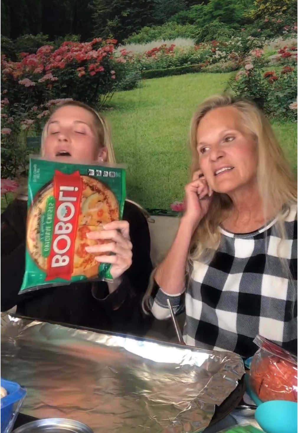 Do you Like Pizza Challenge #motherdaughter #eating #food #tastetest #rhodeisland #funny #humor #DIY #homemade #Recipe #EasyRecipe #question #dinner #pizza #italian 