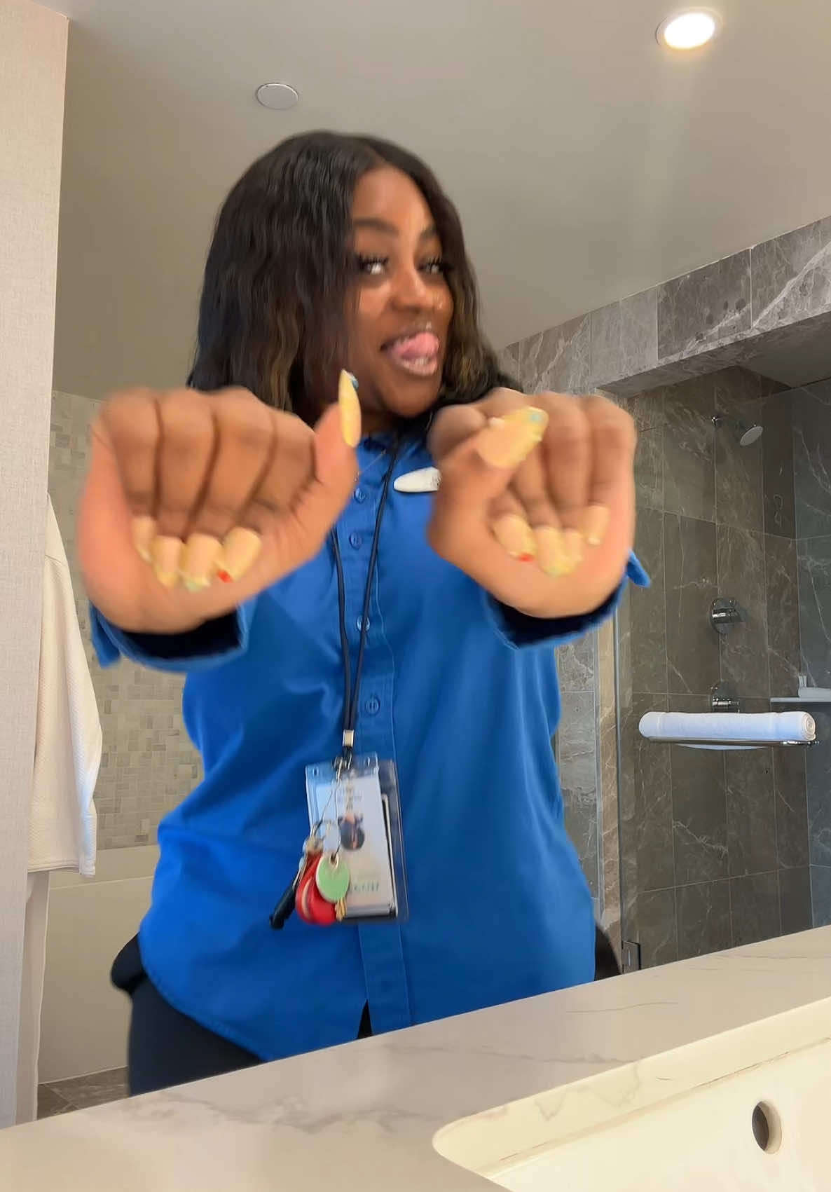 is she vibing or promoting nails ? #barb #pressonnails #pressonnailbusiness #pressonnailstutorial #pressonnailsbusiness #acrylicpressons #acrylicpressonnails 