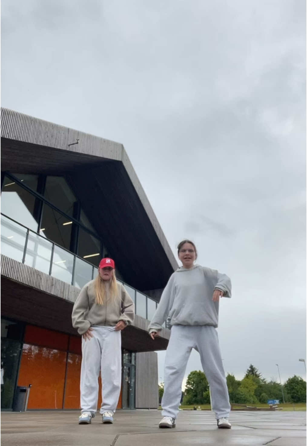 RUN THE WORRLLDDD #fyp#dance#hiphop#hiphopdance#xyzabc#makemefamous#blowup?#fypsounds#latvia#danmark#skandinavia#prettygirl#friends#dance