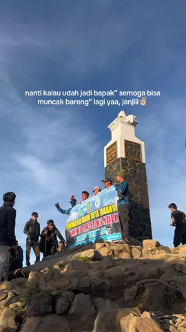 panjang umur dan sehat sehat temann  #story #friends #pendaki #mountain 