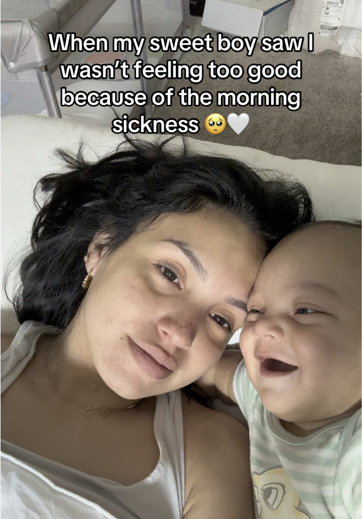 My love bug 🥹🤍 #fyp #foryou #fy #lilversachi #viral #momtok #firsttimemom #baby #babyboy #pregnancy 