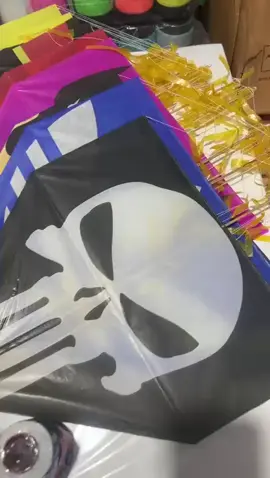 kit 10 pipas mucha com rabiola + porta linha + 1 linha de brinde 39,90 #pipeiroraiz #pipeiros #pipaterapia #pipavoada #pipacombate #pipas #pipeiros #raia 