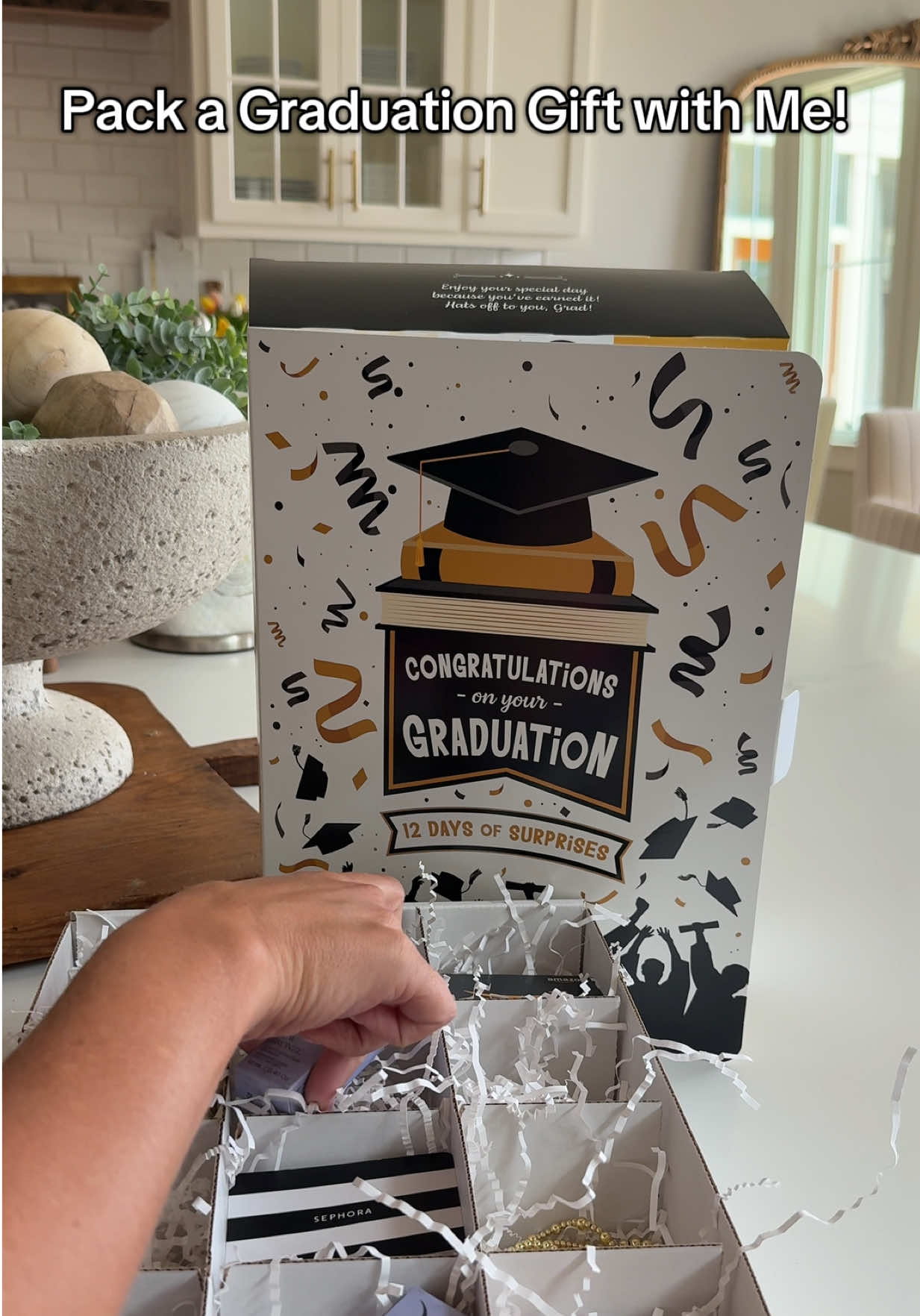 Pack a Graduation Gift with Me! #graduation #gift #giftbox #gifting 