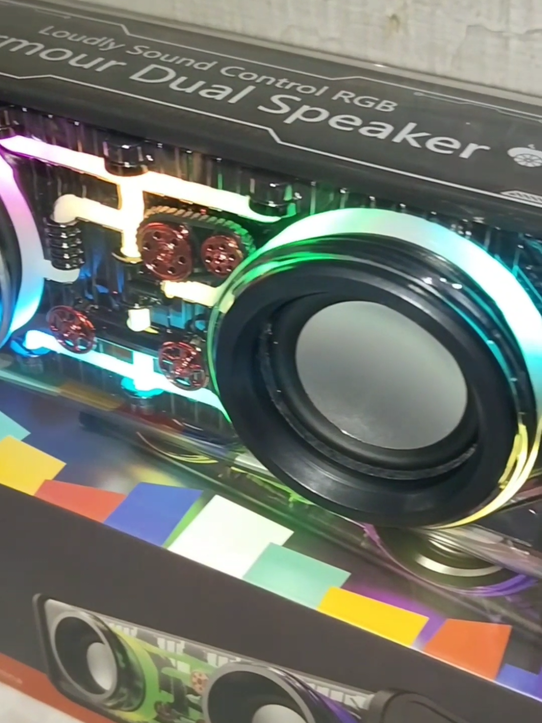 Speaker Bluetooth V8 Transparan 13.6W#speakerbluetooth #speakerbluetoothv8 #speakerbluetoothtransparan #speakerbluetoothfullbass #trending #terlaris #fyp #cuantanpabatas 