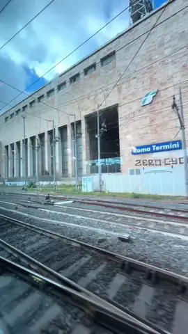 Train 🚆 Journey...Roma Termini💖