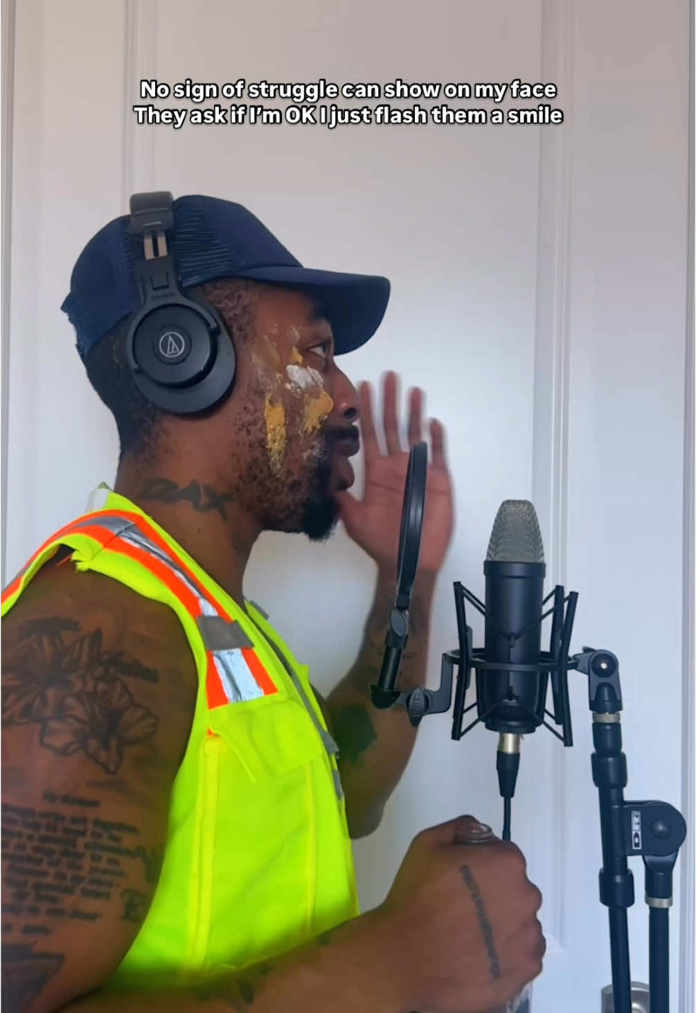 Caught off guard😅 #studio #producer #artist #foryou
