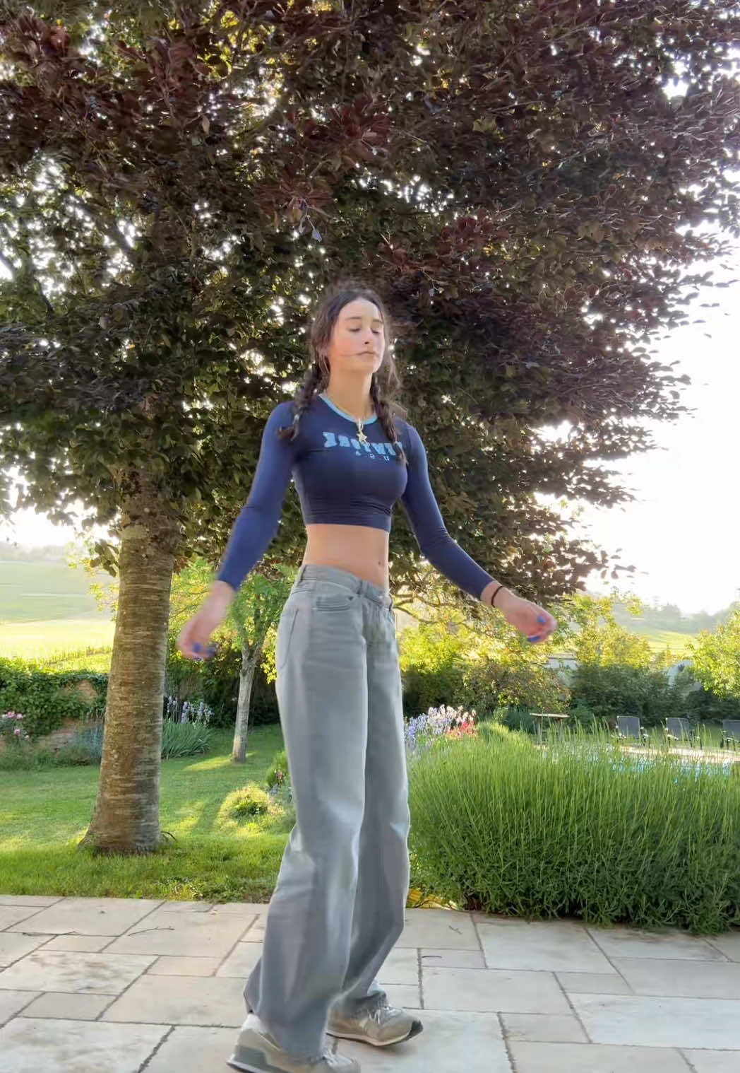 💕💕France #foryoupage #fyp #foryoupage❤️❤️ #dance #sound #1person #blowthisup #goviral 