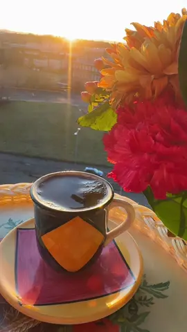 بكلمة نرتقي  وبكلمة نمسح دمعة  💧🌸وبكلمة نرسم أبتسامة وبكلمة نصنع الأمل  .. ليس كل شي عظيم يترك أثرا  فالبساطة تصنع ذلك وأكثر💜🦋🖤