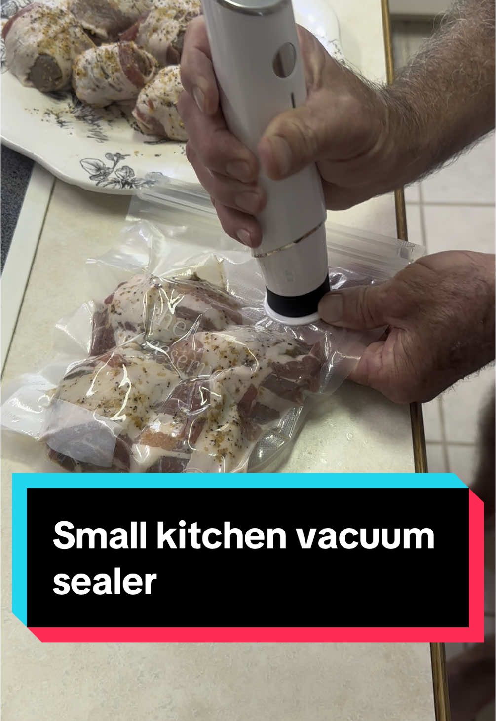 This Chef Preserve small vacuum sealer is amazing. Works great. #chef #chefsoftiktok #chefpreserve #vacuumseal #vacuumsealer #tiktokshopfinds #tiktokshop #fyp #fyppppppppppppppppppppppp #foryoupage #foryourpage #viral #trending #foodsafety #foodtiktok #vacuumsealer 