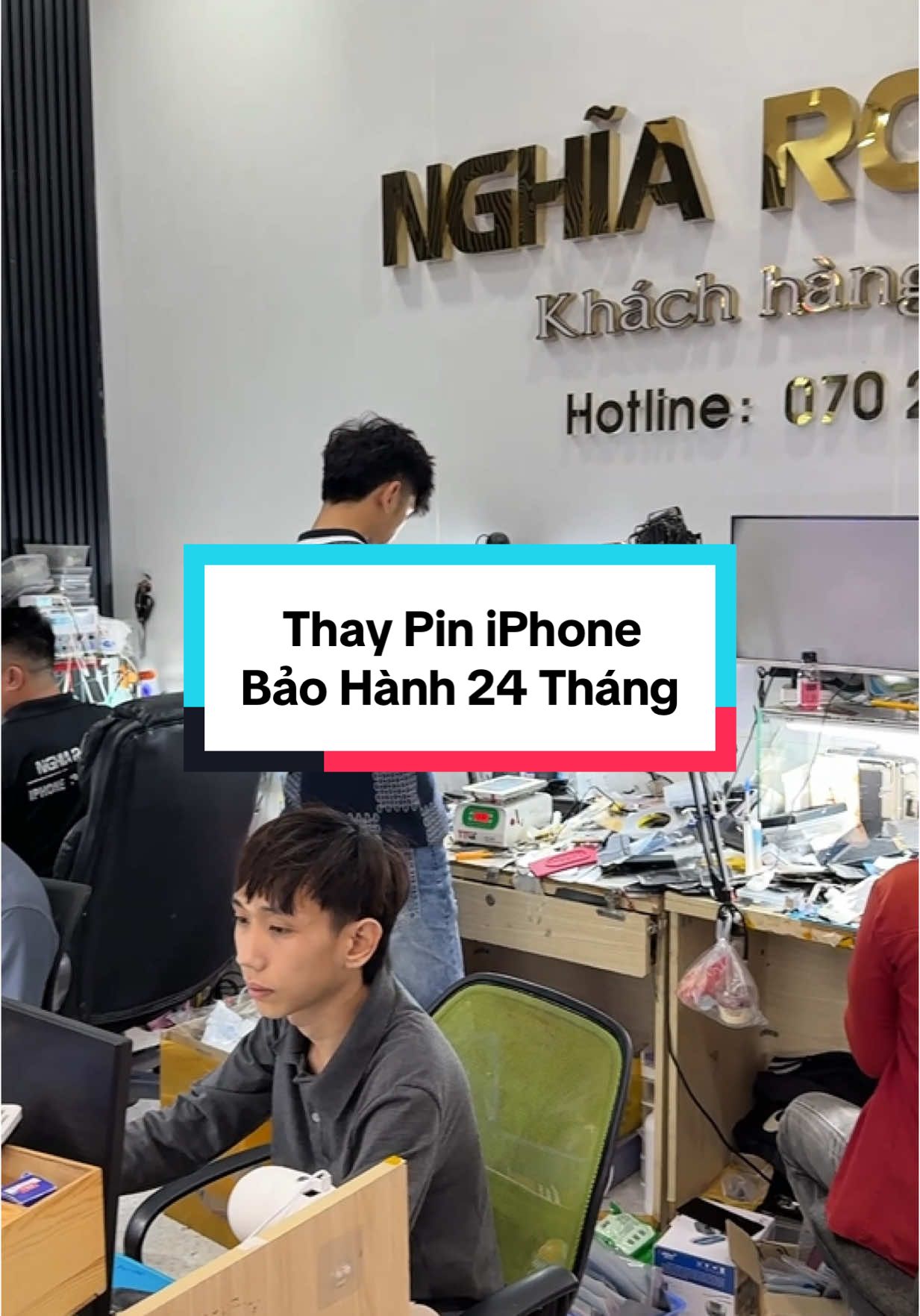 Thay pin iPhone chính hãng Bảo hành 24 tháng - chỉ có tại Nghĩa Romoss yên tâm sử dụng dài lâu  • Pin chính hãng, giá tốt, không lo máy nóng, lag giật  • Thay pin lấy ngay tại chỗ, tiết kiệm thời gian, không chờ đợi #nghiaromoss #nhatrang #iphone #funny #xuhuong 