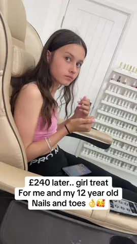 Nails and toenails ready for our holiday ❤️ #fyp #momanddaughter #holiday #treat #daughter 