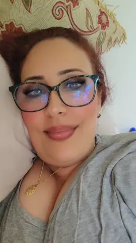 #LIVEDebut 