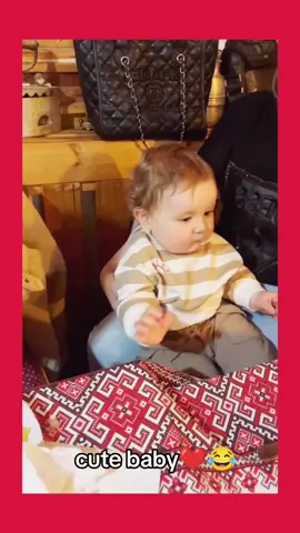 cute baby❤❤😂#cutebaby #babyvideos #babiesvideo #funnyvideos😂 #usa🇺🇸 #unitedstates #newyork #unfreezemyacount #videoviral #viralvideos 