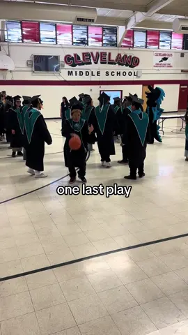 🎓🎓🎓#highschool #graduation #basketball 