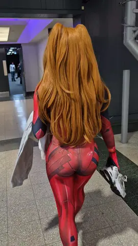 The ever-awaited switch into comfies before leaving the con #kaijucon #fanfrontier @fanfrontieruk #asukacosplay #cosplay #animeconvention #anime #animecosplay #cosplayer #comfyclothes #asuka #evangelion #cosplayersoftiktok #animegirl #新世紀工#ヴァンゲリオン ヴァンゲリオン #コスプレ #コスプレイヤー