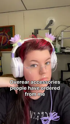 Some orders I’ve gotten over the last couple of months ❤️ •See page for FAQs •Made to Order/Pick your color •All designs are made by me  •Adjustable/for all headphones •Headphones Shown: Turtle Beach ⭐️See Beacons on profile⭐️ #artists #SmallBusiness #altfashion #fashion #accessories #gamingaccessories #GamingSetup #gaming #gamer #GamerGirl #overearheadphones #headphones #headset #aesthetic #outfitinspo 