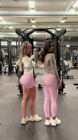 3 exercises you need for your next bestie workout >>  Wearing @DFYNE code ALICIA to save 💵 @amandamathilda 🩷🤍 #fitnessmotivation #lockin #gymshorts #girlswholift #lowerbodyworkout #legday #glutes 