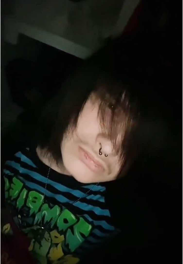 gotta go im late.. for my next date! #scene #emo #2000s #scemo #sceneboy #emoboy #sceneking #scenekid #ayesha #fyp 