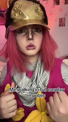 Most scariest thing ever #jojo #jojosbizarreadventure #jjba #jjbapart7 #cosplay #hotpantsjjba #hotpantscosplay #jjbacosplay #steelballrun #sbr #steelballruncosplay 