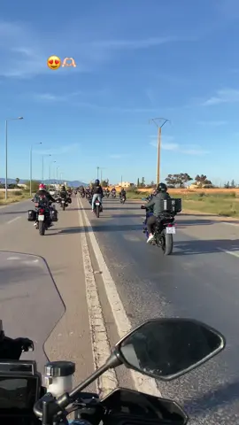 حلمة ديال لعصر 😍❤️ #شعب_الصيني_ماله_حل😂😂 #creatorsearchinsights #tik_tok #pyf #moto #biker #maroc 