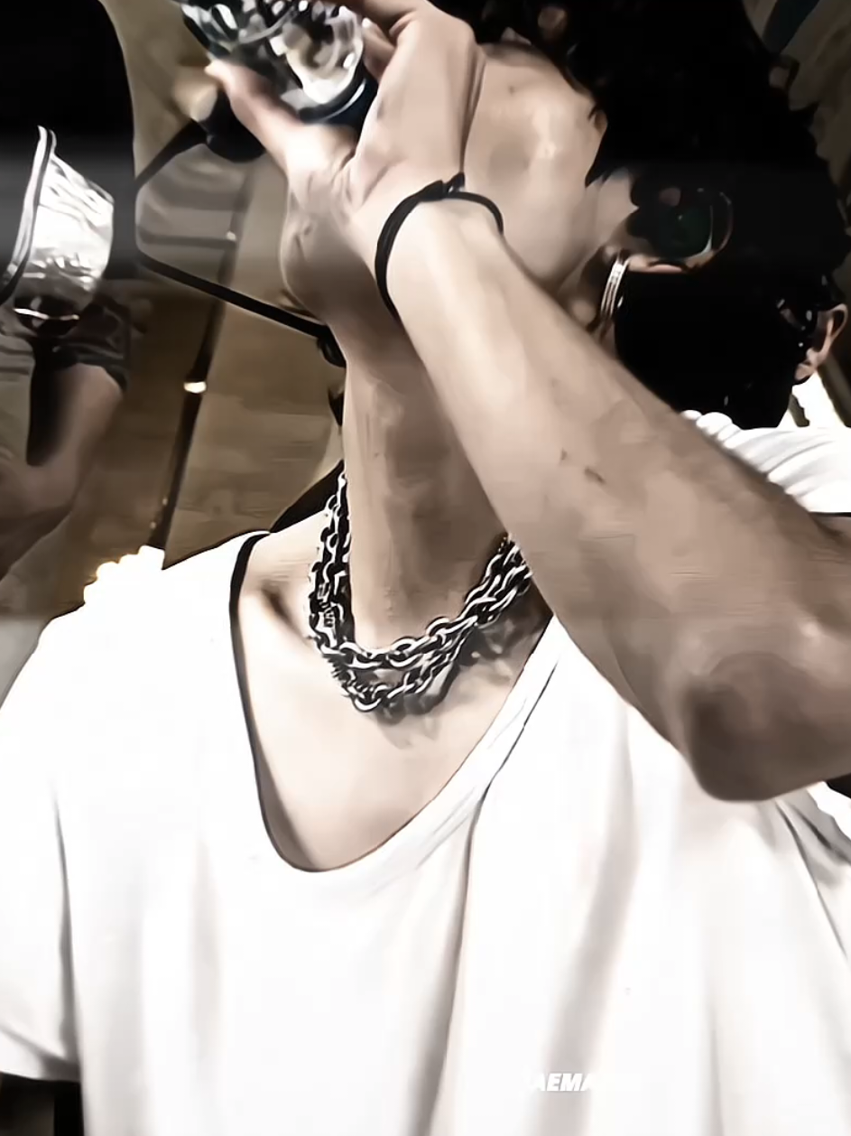 found time to edit #taehyung #taehyung_bts #taehyungedit #edit #btsedit #bts #tae #editor #viral #parati #fyp #kpopfyp #kpopedits #fypage #taemar7v 