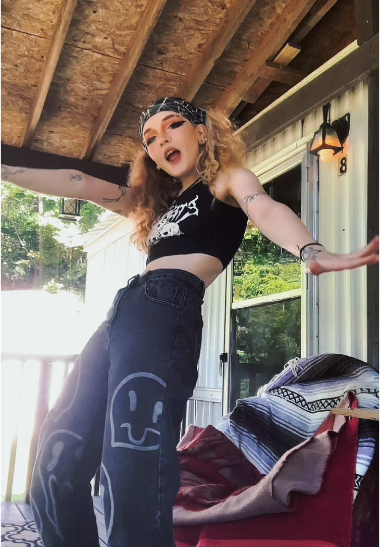 #OOTD #alternative #alt #redhead #redhair #ginger #alternativegirl #karma #platforms #tattoos #freckles #outfitinspo #metal #goth #gingergirl #gothboots 