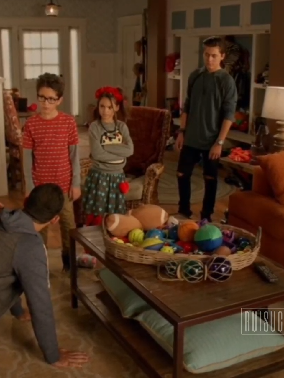 Atrapada En El Medio - Capítulo 4 - Temporada 3 #atrapadaenelmedio #stuckinthemiddle #Series #seriesdisney #disney #disneynostalgia #ruisunostalgia #ruisuclasicos #fyp #paratiiiiiiiiiiiiiiiiiiiiiiiiiiiiiii