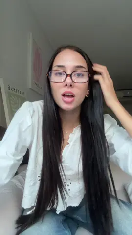 Mi pelo está para un corte 