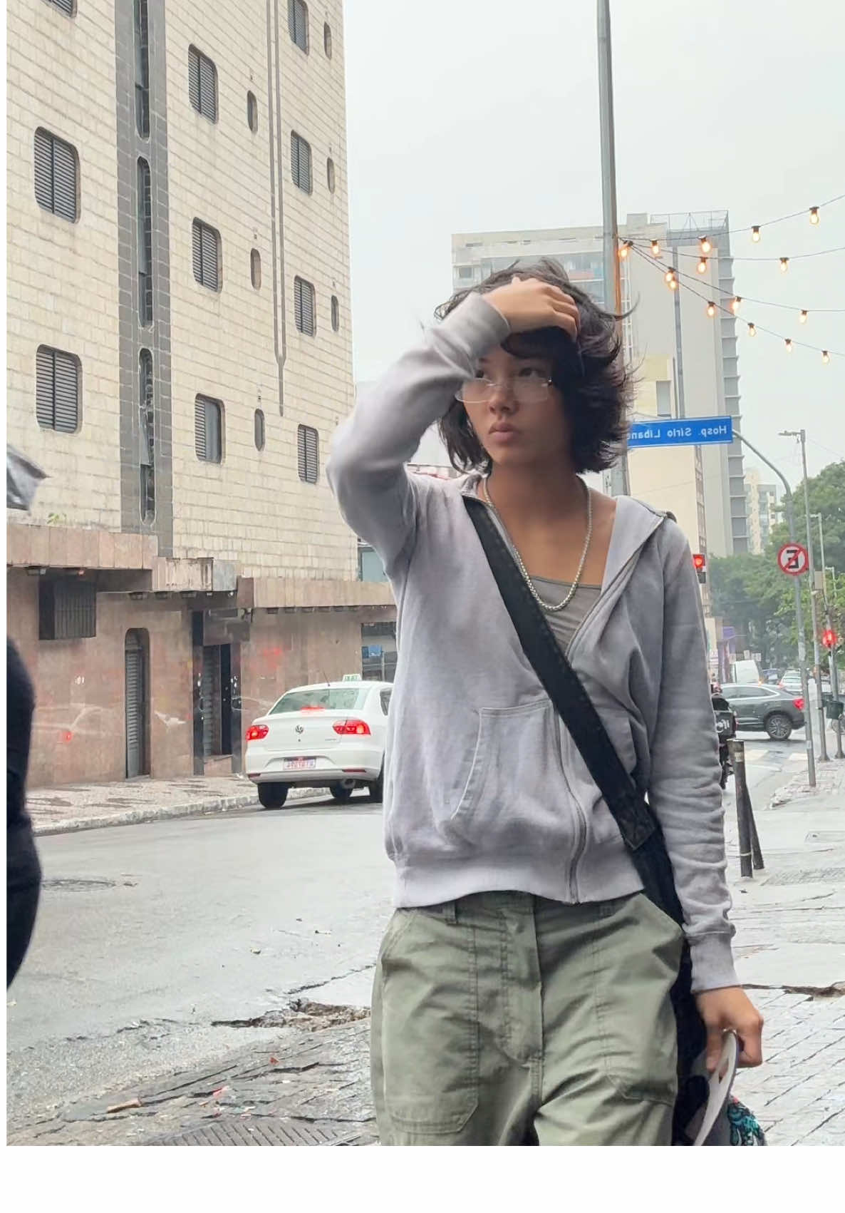 Pra mim, essa é o clima dessa música e depois vem um sol quentinho 