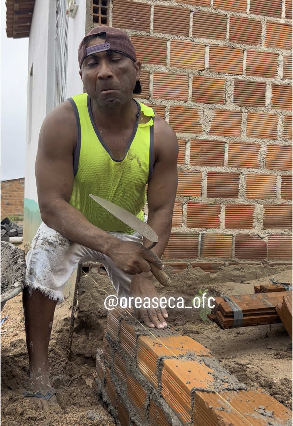 A pegada é essa  @peaodeobra_ofc  #humor 