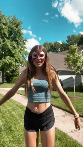 Don’t mind the face paint today was a zoo field trip #fyp #viral #go #goviral #dance #dancing #dancer #dances #dancers #dancin #dancetok #outfit #cute #pretty #Summer #school #graduation #feild #trip #spiderman 