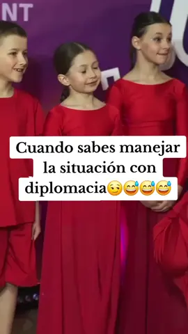 Jajajajja me encantó esta niña....  Sólo contenido🤗🤗🤗