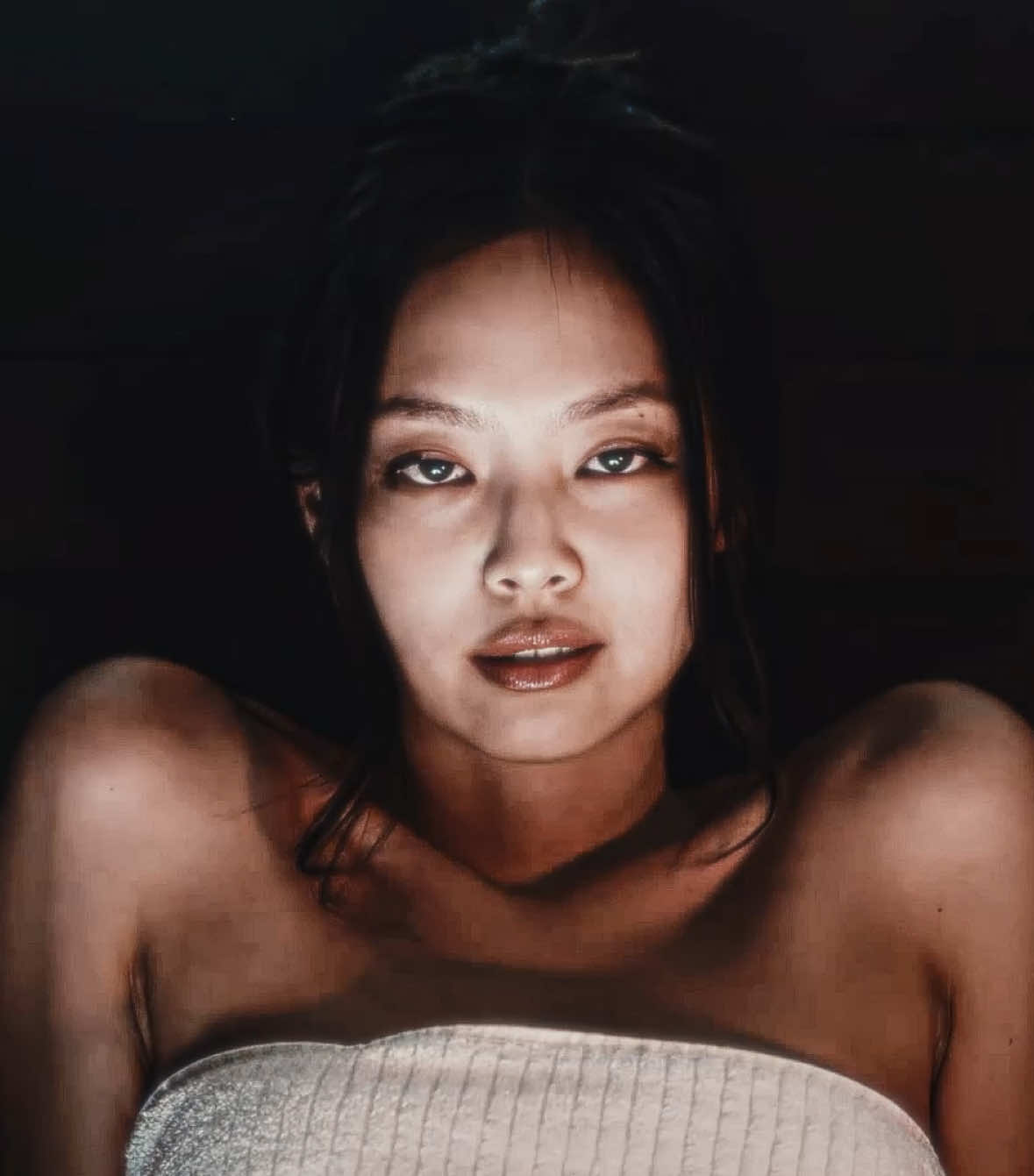 all eyes on her ac:@Aʀɪᴀ’s ᴄᴀʟʟɪɴɢ #jennie #jenniekim #jennieedit #jennierubyjane #theidol #dyanne #blackpink #n3kot1kova  
