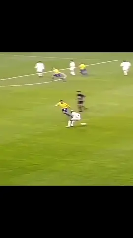 Roberto Carlos #fyp #plezifooball #viral #tiktok #fpppppppppppppppp 