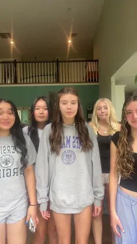 9 months later…💙💙@natalie.mai1 @maddyrose.main @Abri_Delo @omera 