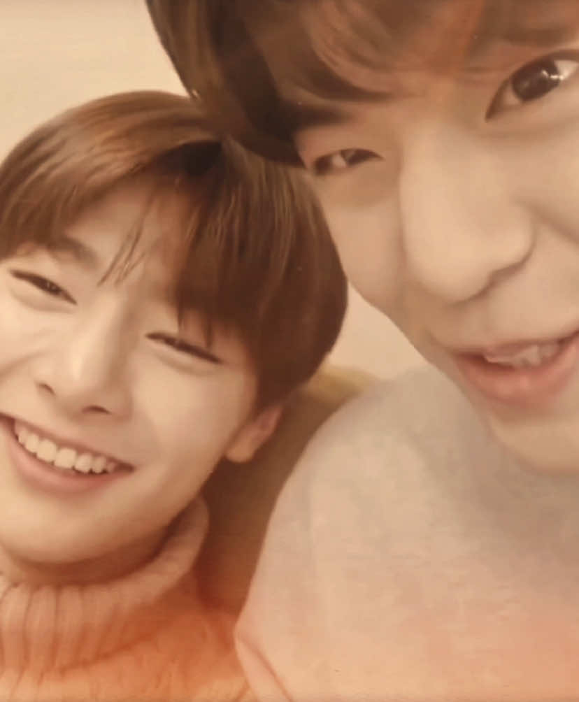 ✧  𓈒  #vocalracha   ’  ᧔᧙   :  i love my biases so much they mean so much to me i love that theyre so close oh my GOD ok rant . guysi love seungmin and in so much tjeyre so important to me theyre mybabies (theyre liek 10 years older than me) PLS i lovetheir friendship so much the fact that theyre so close makes me so happy i loevwjen my faves are friends i love botj of their vocies somuch theyre so cute i love seungin so mcuh imcrying theyre ym everything i love their parts in songs they sound so good i love pretty men who can sing liek yes girl eat up those vocals ye s !!!!! i LOVE CANT STOP I LOVE TTHAT THEY HAVE A SOLO SONG TOGETHER ITS SO GOOD THEIR VOICES HAVE SUCH GOOD HARMONY TOWGTHWR thwy sound so similar vut not at the same time i love their singing styles seungmins voice is my everytjing hes so cute i loev his english accent so much the way he speaks is adorable aLSO I LOVE THE INTEO CLIP plsicried theyre SO CUT😭😭😭 “no youre my bro” STawpwppp hes so cute u canf bedead ure ins bro !!! yes !!!! pls imgoing insane i love my babues theyre my faves ever my biases tjeyre so cutieful i lovetheir dynamic vocalracha is so dear to me u guys dont getit tjey mean thw world to me theyre so ethereal the vocals the facecards tje personalities theyre so perfwct j love my faves oughhhh my shaylas I LOVE SEUNGMIN I LOVE JEONGIN I LOVE SEUNGIN I LOVE VOCALRACHA😭😭😭🩷🩷🩷 pan n1 vocalracha stan NOW. okay. bye i love my tiny biases tjeyre so cute and i lovetheir friendship bai  . seungin   || #vocalrachaedit #seungmin #jeongin #straykids #skz #straykidsstay #straykidsedit #skzstay #skzedit #vocalrachastraykids #seungin #seunginedit #seungminstraykids #seungminedit #instraykids #jeonginedit #jeonginstraykids #jeonginskz #seungminskz #seunginskz #kimseungmin #kimseungminedit #kimseungminstraykids #kimseungminskz #leeyongbok #leeyongbokedit #foxiny #puppym #straykidsjyp #foru #fyp #kpop #kpopedit 
