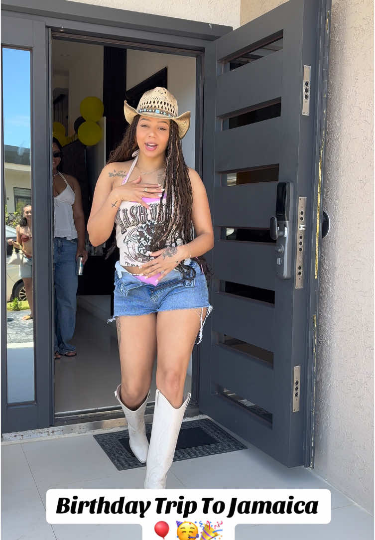 Birthday Trip to Jamaica 💚💛🖤 #jamaica #loveistheword #toursinjamaica #tik #viralditiktok #america #toursinjamaica #jamaicanairbnd 