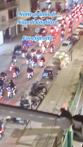 #napoli #scudetto #campioniinitalia #andiamoneiperte #fuorigrotta #motorini #festa #sivolaneiperte🔥🔥🔥 