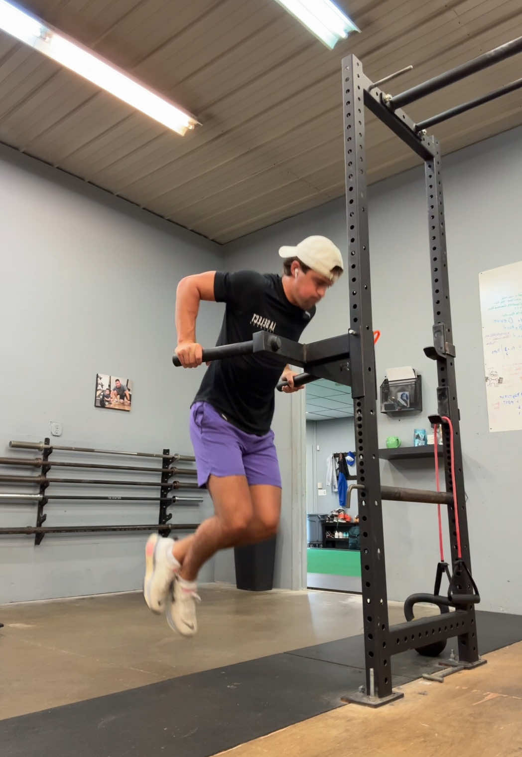 Former college athlete getting back into shape this summer with the best facilities and coaches in the area… follow along for content. #roguefitness #summershred #pushpull 