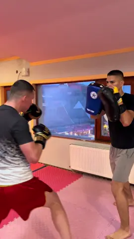 #foryoupage #xyzcba #kickboxing #🥊 #viraltiktok 
