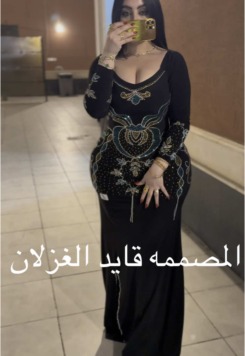 الكولكشن الجديد الاسود الملكي 🔥 للطلب الرابط بالبايو 😍 #الشعب_الصيني_ماله_حل😂😂 #foryoupage #فساتين_عيد #اكسبلور #مصممات #fyp 