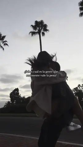 Lo vale❤️‍🩹 #paradedicar #frasesdeamor #robertocarlos #amor #fyp #couple #couplegoals #loveyou #foryoupage #trendingvideo #videoviral #paratiiiiiiiiiiiiiiiiiiiiiiiiiiiiiii 