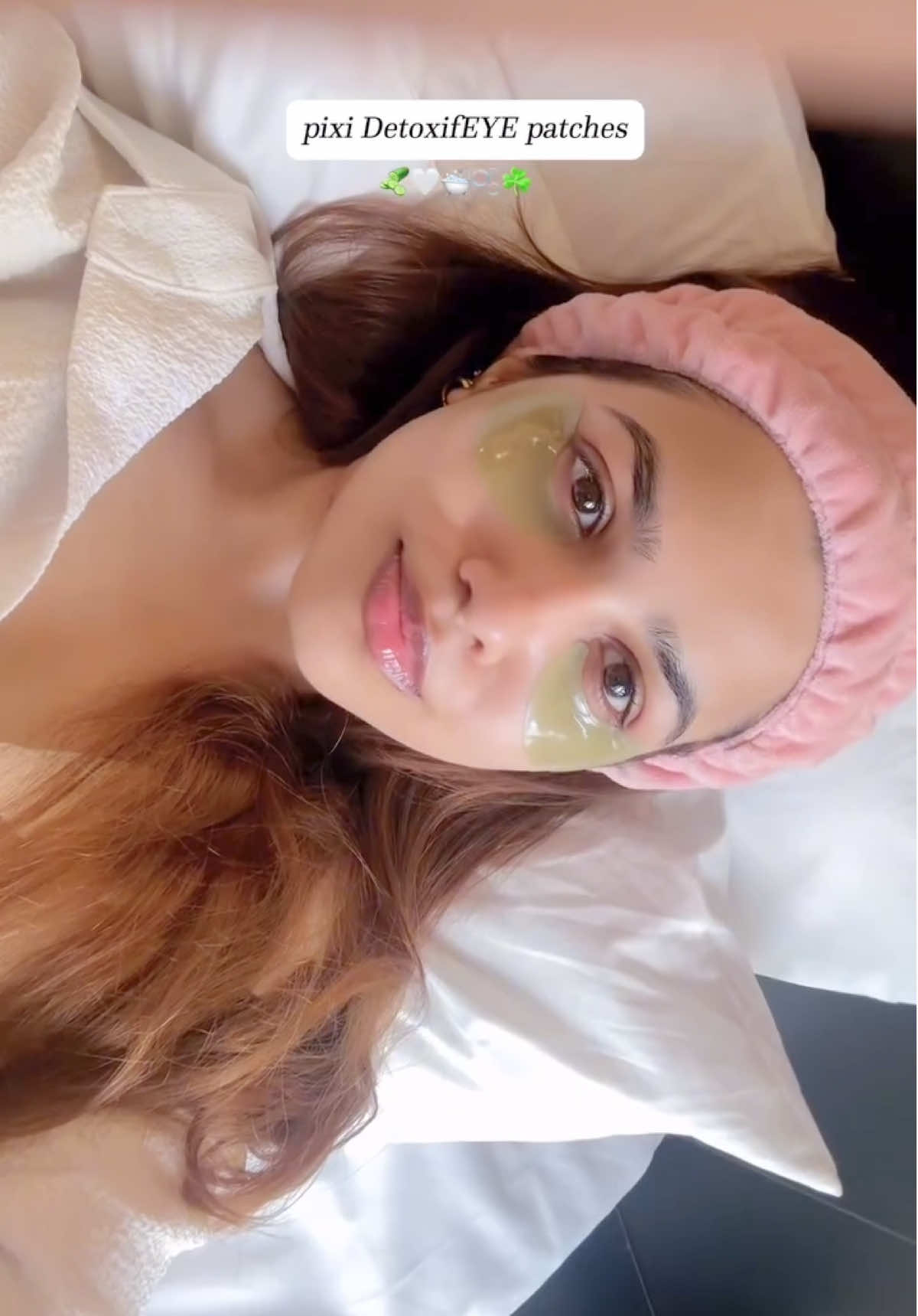 Brighter Eyes, the Botanical Way 💚 Bring a fresh, enlivened look to your eyes with DetoxifEYE Eye Patches. Infused with soothing botanicals, these biodegradable patches deliver a cooling, comforting experience while hydrating and refreshing the delicate under-eye area. In just a few minutes, your eyes feel refreshed, brightened and ready to Glow. ✨ 💚 Caffeine – Helps energize and awaken 💚 Cucumber – Calms and soothes with a cooling touch 💚 Gold – Delivers radiance and care A little daily ritual to uplift, restore and reveal your natural Glow. 🌿 #PixiBeauty #DetoxifEYE #SkinTreats #GlowCare #GentleGlow #HydratedGlow #BrightEyes #SoothingCare #UnderEyeCare #SelfCareMoment #NurtureYourGlow #EverydayGlow