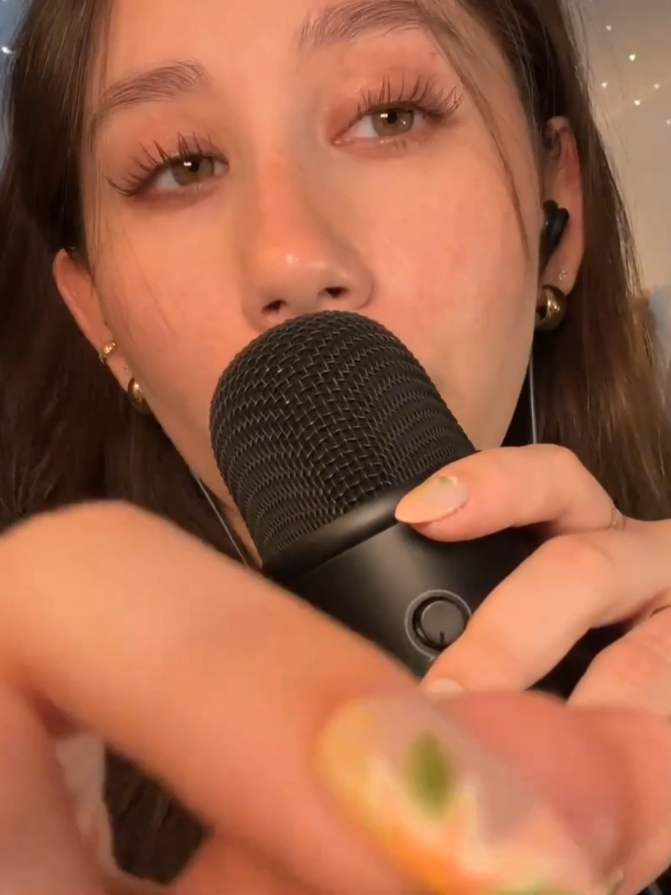 ASMR MOUTH SOUNDS 👅  #asmr #asmrmouthsounds 
