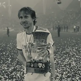 #lukamodric10 